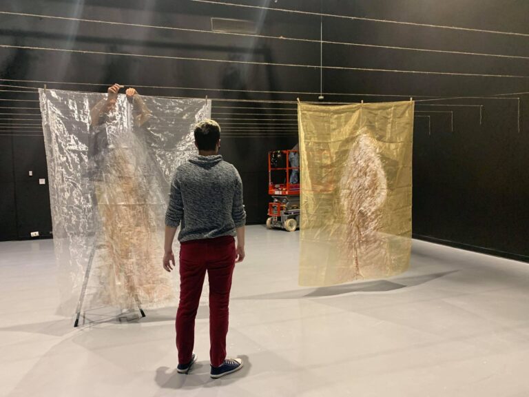 guillermina-ortega-video-instalacion-seres-de-luz-04